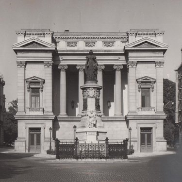 Declinar la eternidad en futuro