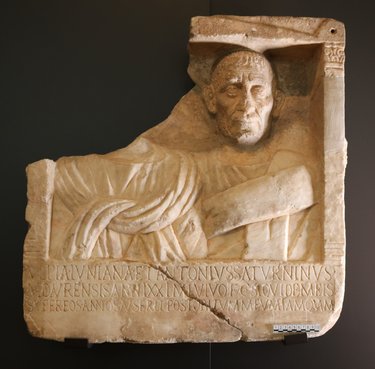 Autour de l'épigraphie funéraire de <em>Augusta Emerita</em> 