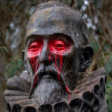 Construire, rénover et détruire les monuments